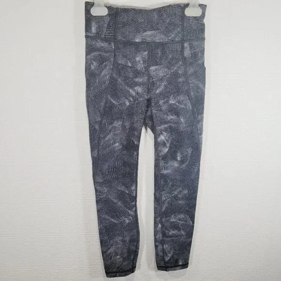 Lululemon Time to Sweat tights - Picture 4 of 10